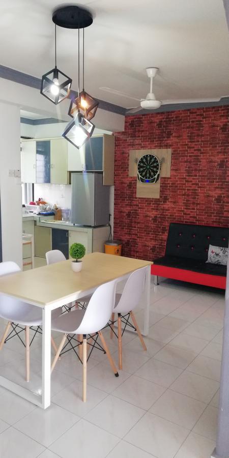 Dt Homestay With Three Room Malacca Exterior foto
