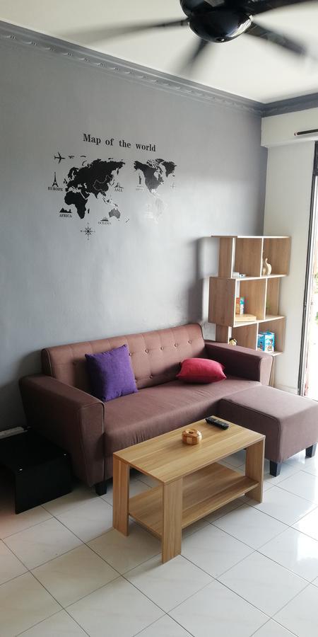 Dt Homestay With Three Room Malacca Exterior foto