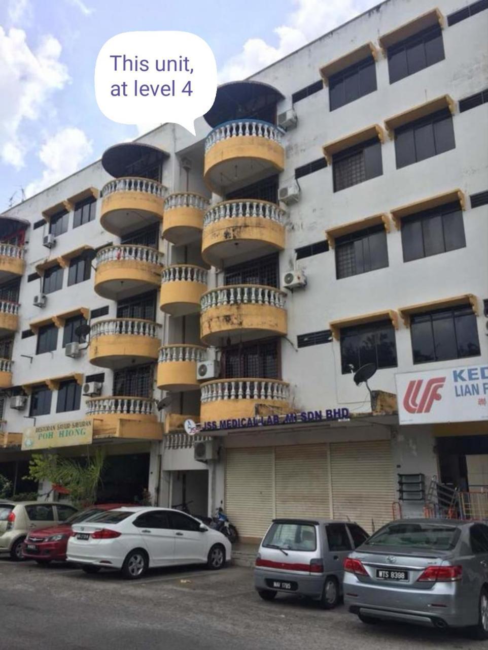 Dt Homestay With Three Room Malacca Exterior foto