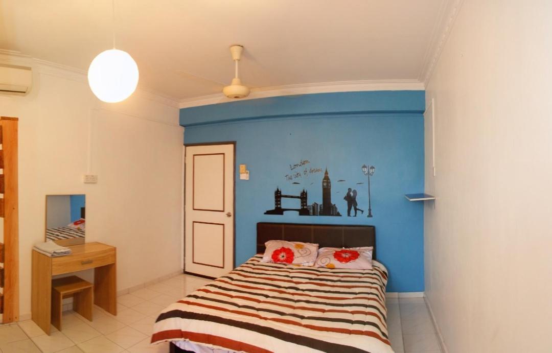 Dt Homestay With Three Room Malacca Exterior foto